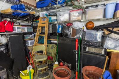 Let Go of Things That are No Longer Useful with Decluttering Service!